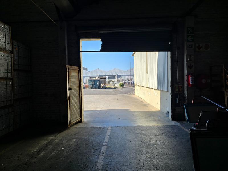 To Let commercial Property for Rent in Paarden Eiland Western Cape